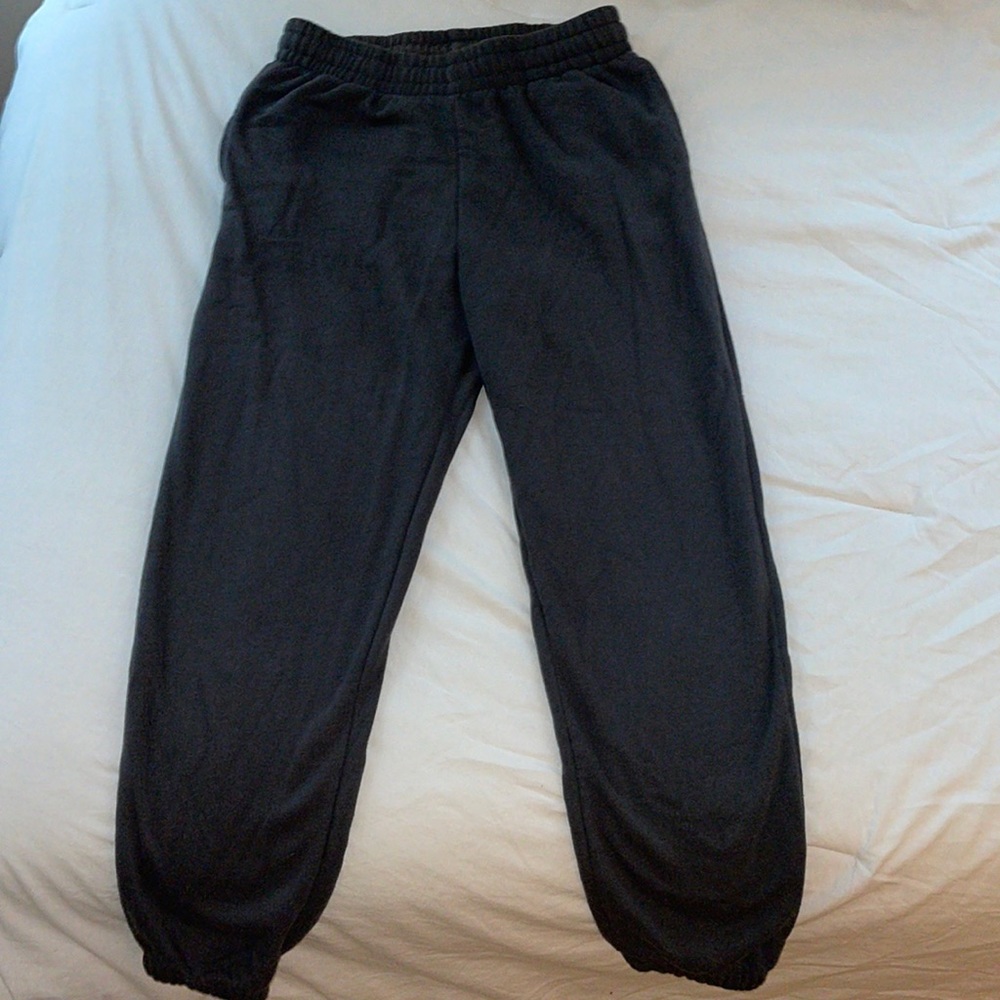 Garage - dark gray joggers